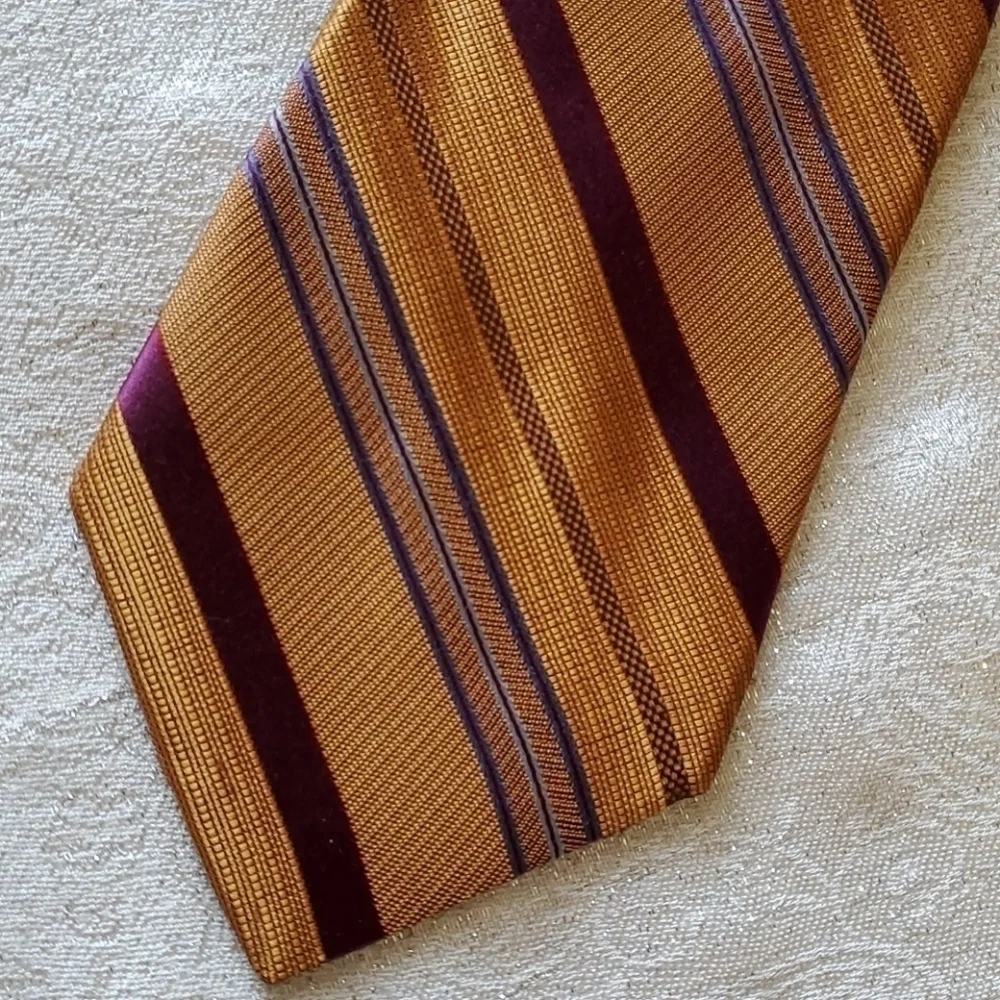 Jones New York neck tie